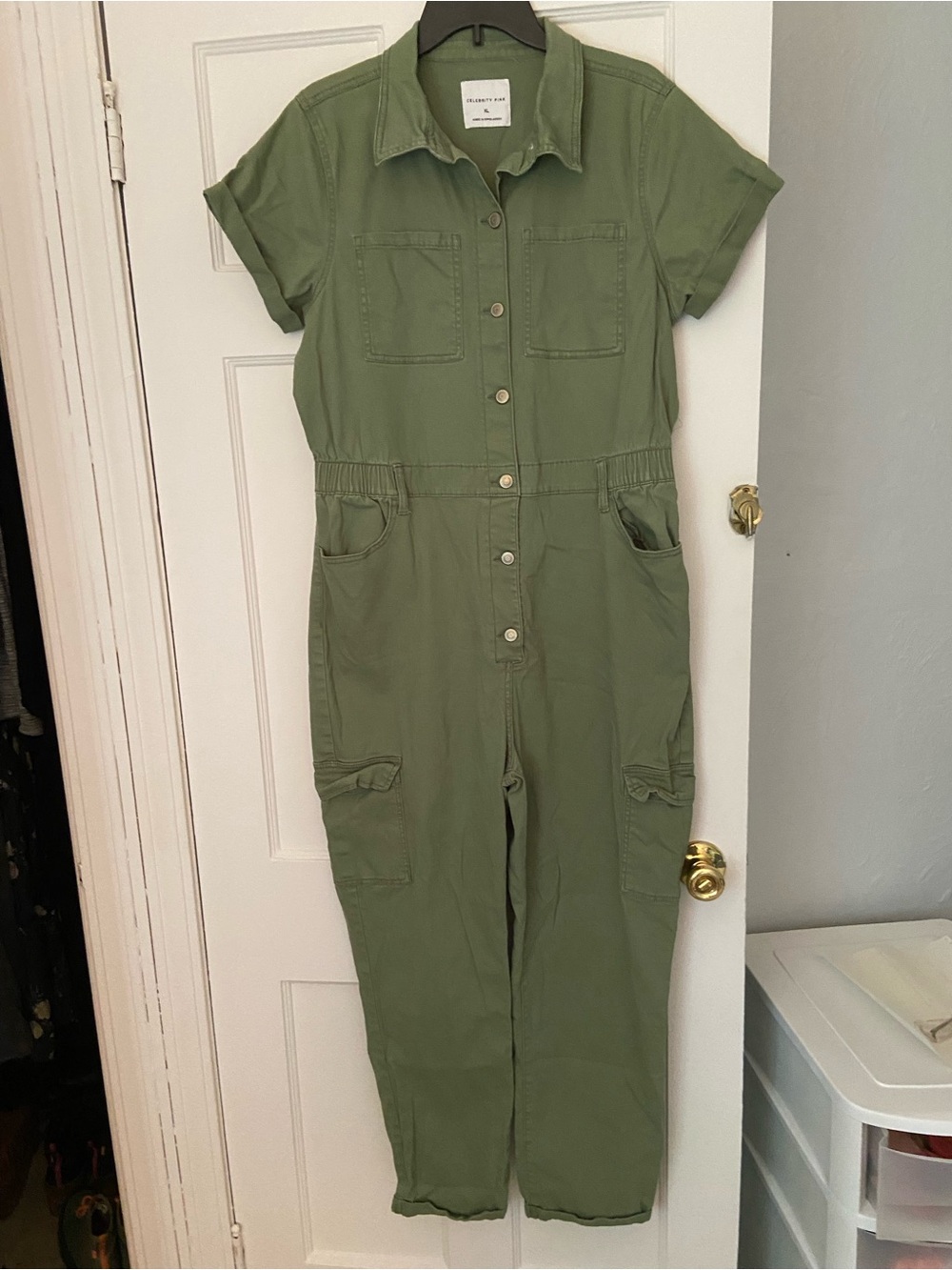 Celebrity Pink Olive Utility Short-Sleeve Jumpsuit size XL